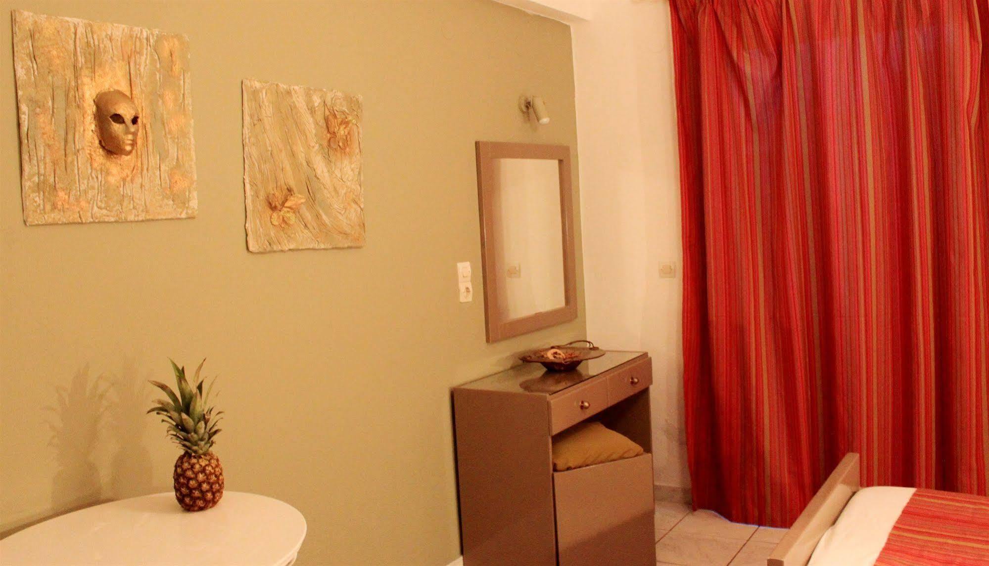Hotel apartamentowy Silver Sun & 2*